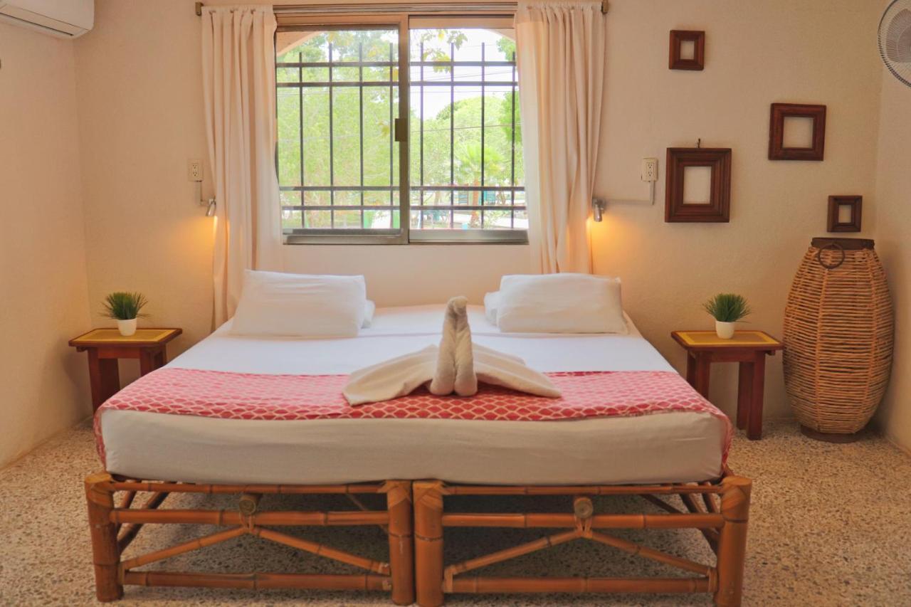 Hostal & Suites Pata de Perro Bacalar Exterior foto