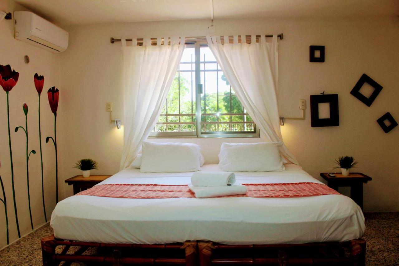 Hostal & Suites Pata de Perro Bacalar Exterior foto